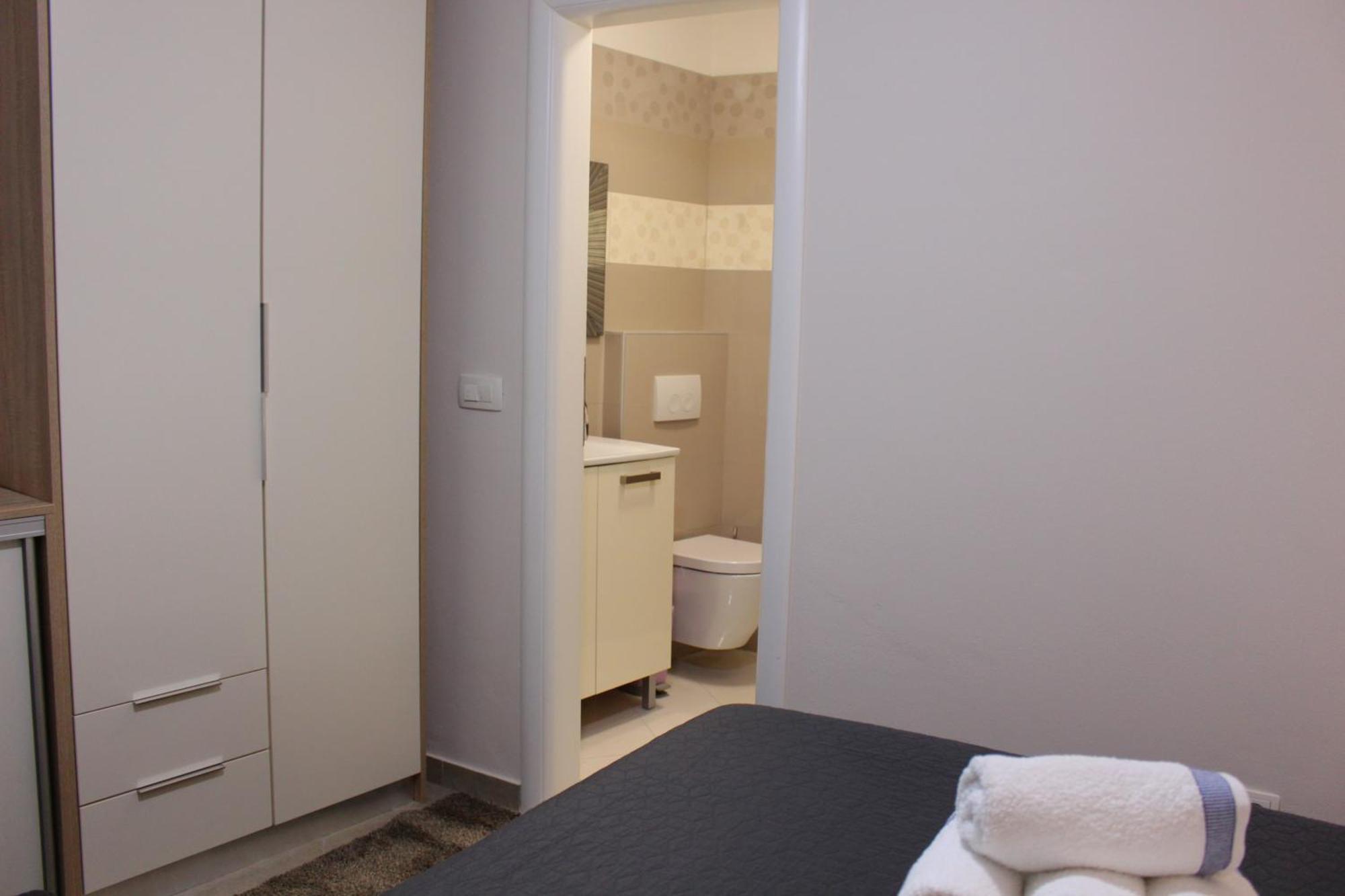 King Apartments Нин Екстериор снимка